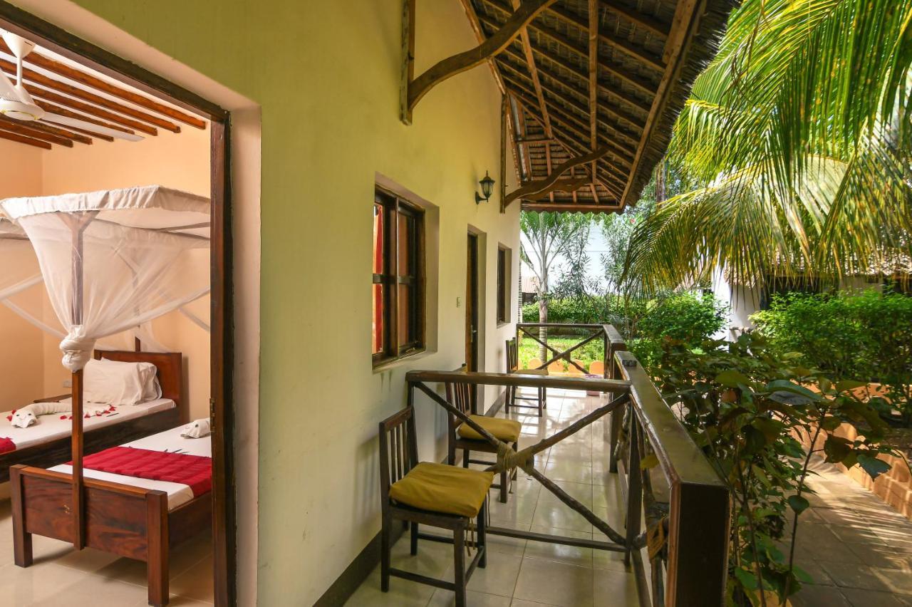 Amaan Beach Bungalows Nungwi Exterior foto