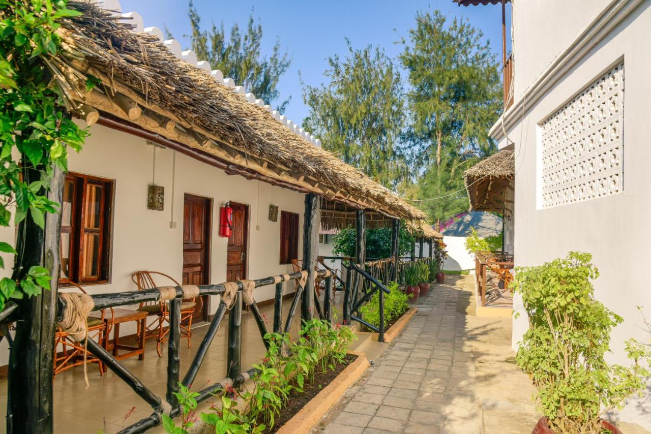 Amaan Beach Bungalows Nungwi Exterior foto